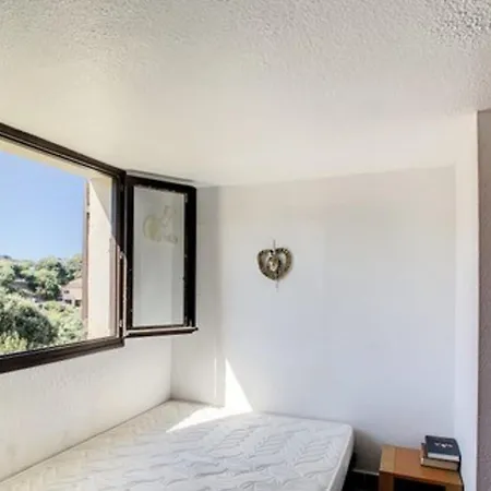 Beautiful 40 M2 With Pool Near The Beach! *