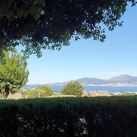 Beautiful 40 M2 With Pool Near The Beach! Apartment *